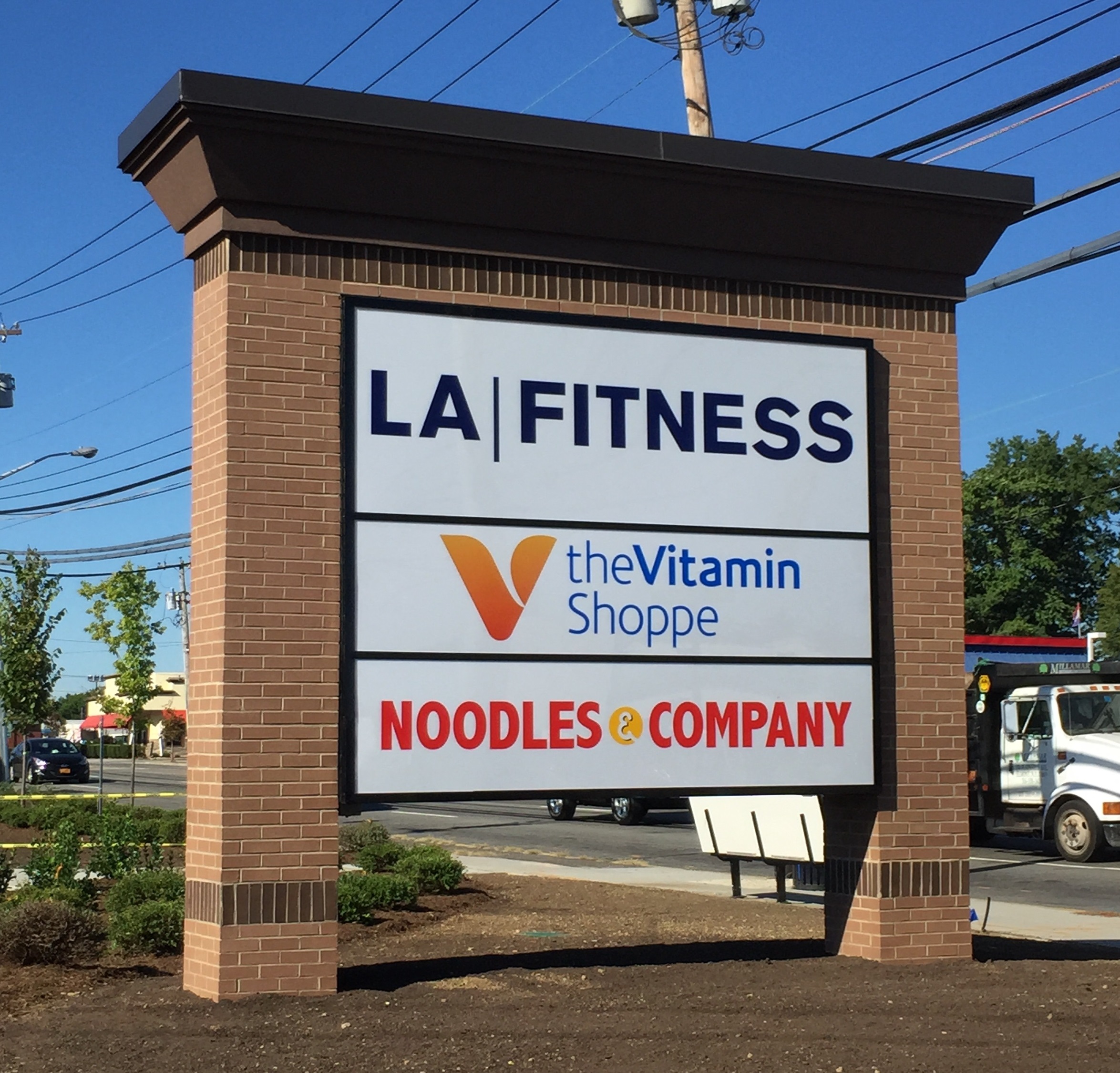 2350 Jericho Turnpike BDG